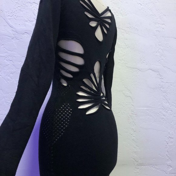 Sexiest little black dress with back details  size S - Picture 3 of 5